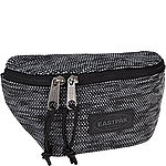 EASTPAK Tasche Springer Knitted black EK07444W